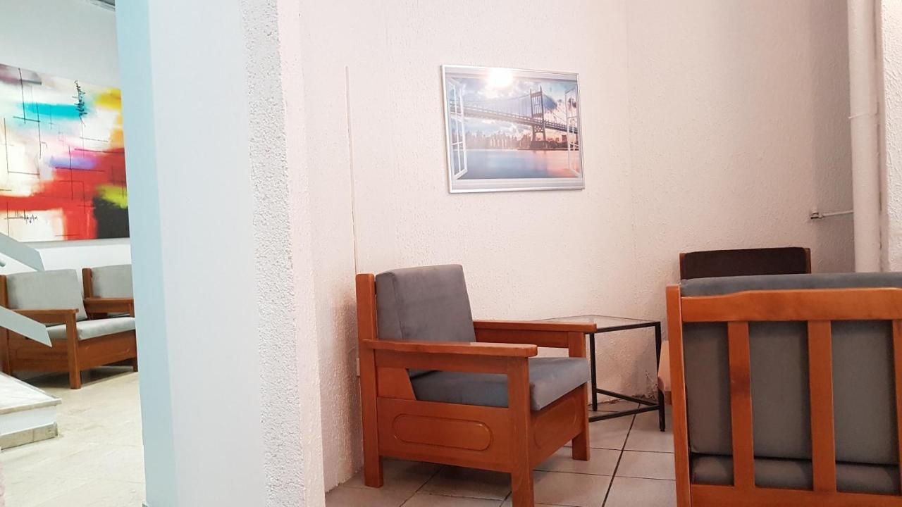 Palette Apartment Chocolate - Athens Center, 6 Bd, 3 Bath ภายนอก รูปภาพ