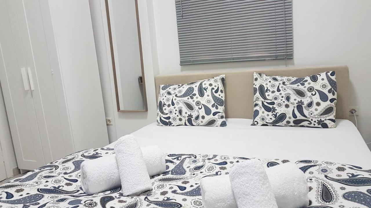 Palette Apartment Chocolate - Athens Center, 6 Bd, 3 Bath ภายนอก รูปภาพ