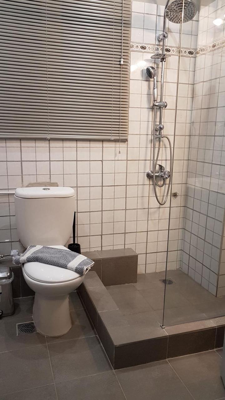 Palette Apartment Chocolate - Athens Center, 6 Bd, 3 Bath ภายนอก รูปภาพ