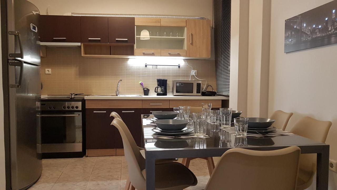 Palette Apartment Chocolate - Athens Center, 6 Bd, 3 Bath ภายนอก รูปภาพ