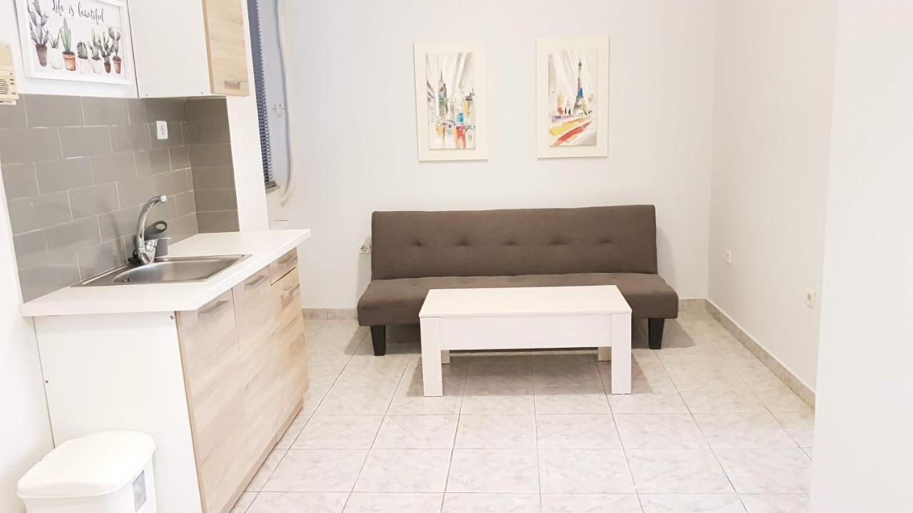 Palette Apartment Chocolate - Athens Center, 6 Bd, 3 Bath ภายนอก รูปภาพ