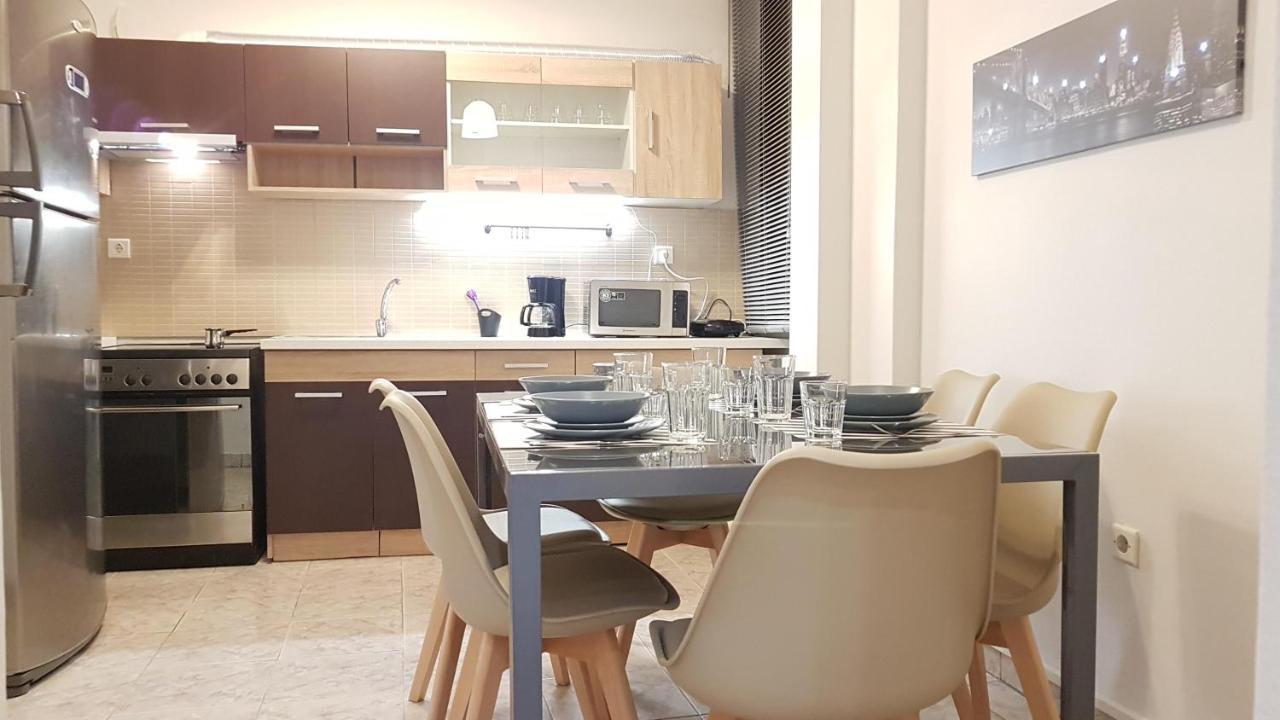 Palette Apartment Chocolate - Athens Center, 6 Bd, 3 Bath ภายนอก รูปภาพ