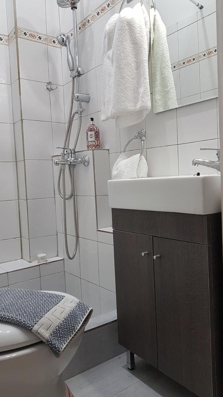 Palette Apartment Chocolate - Athens Center, 6 Bd, 3 Bath ภายนอก รูปภาพ